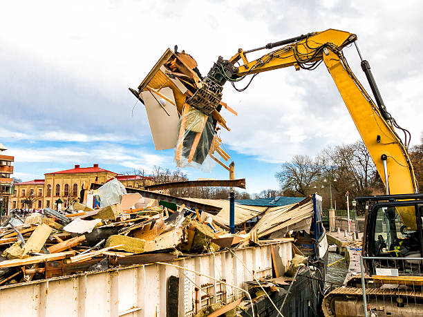 Best Trash Removal Near Me  in Memphis, FL